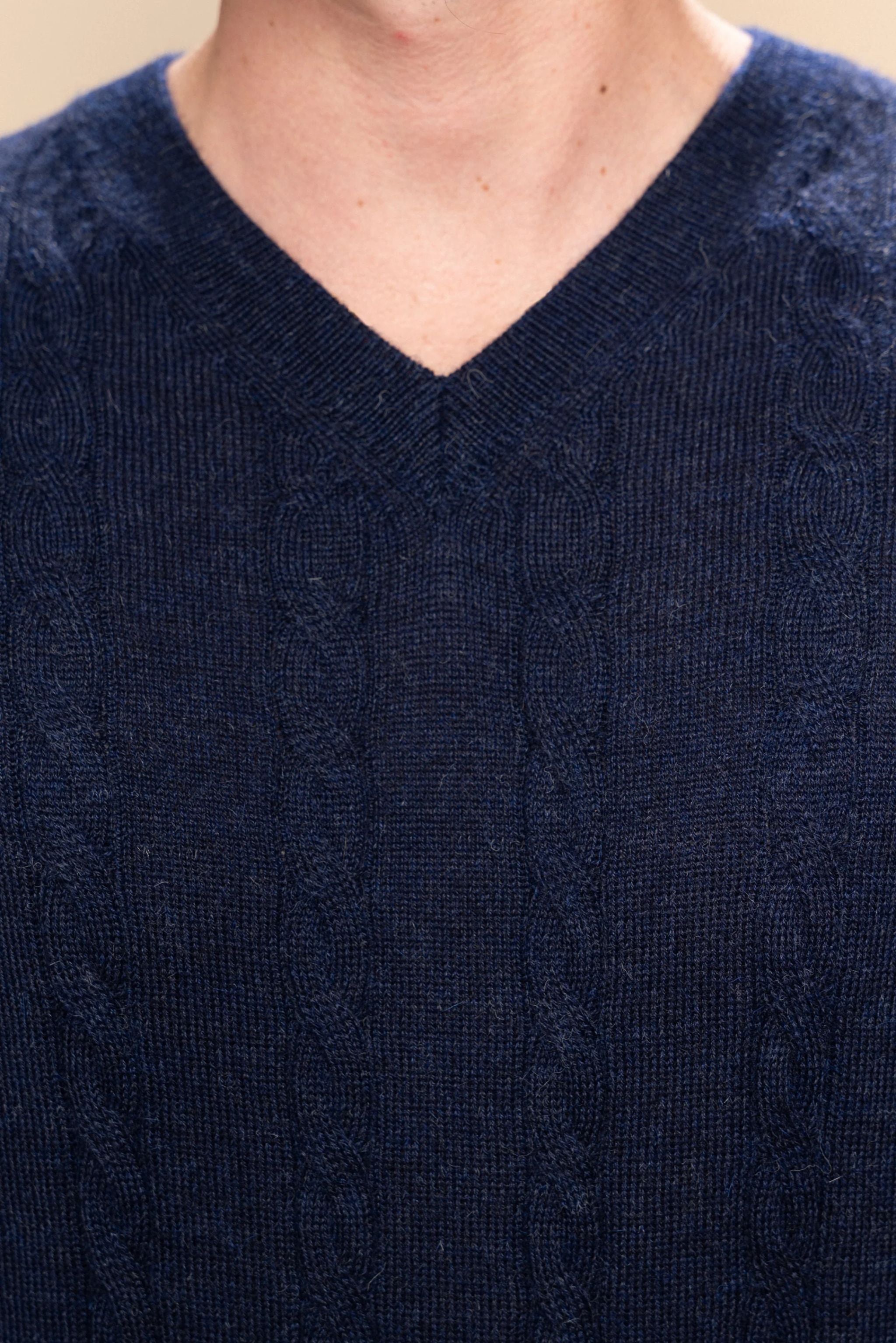 THE CABLE-KNIT ALPACA SWEATER - ANDEALPA