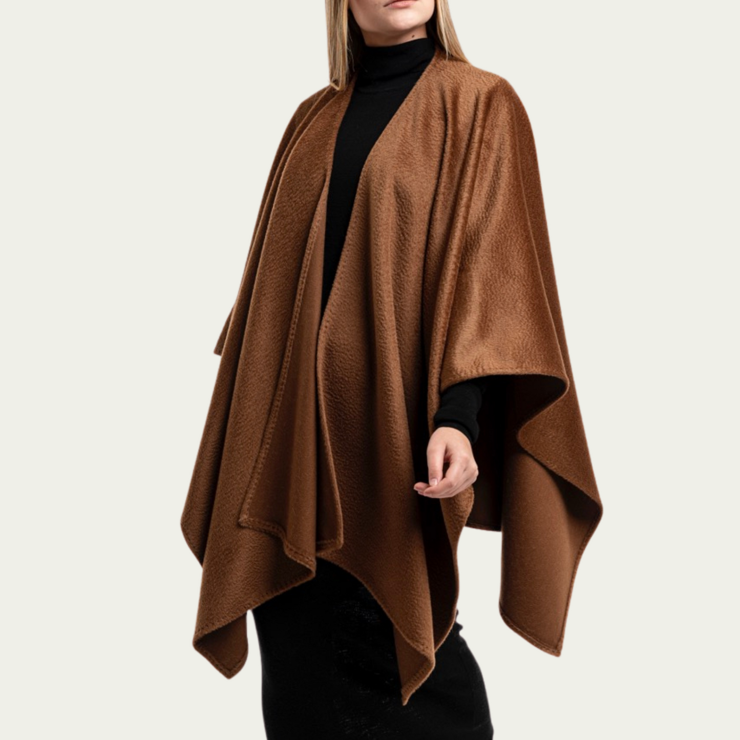 (U) Suri Inca Cape - Vicuna