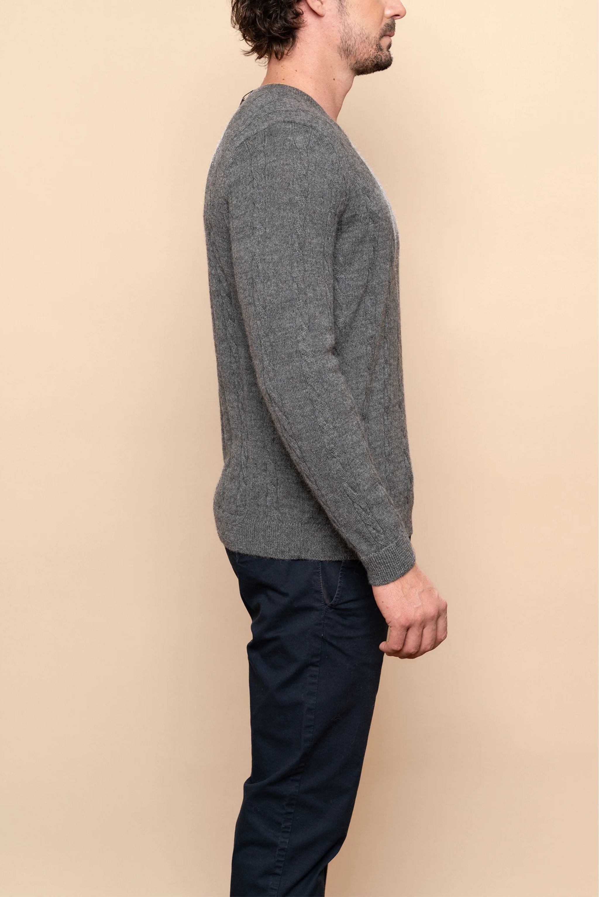 THE CABLE-KNIT ALPACA SWEATER Andealpa Knitwear