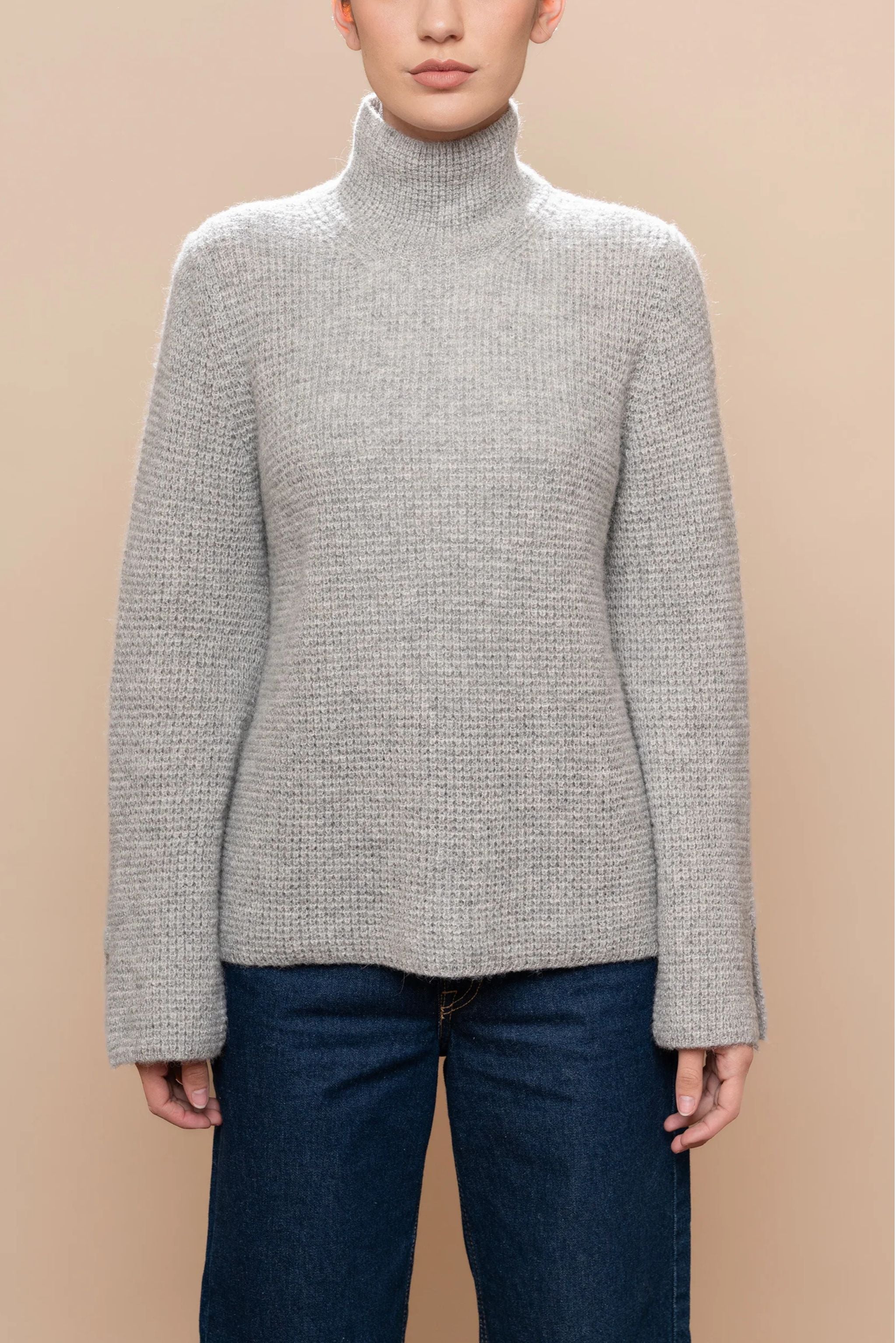 THE TURTLENECK SWEATER - ANDEALPA