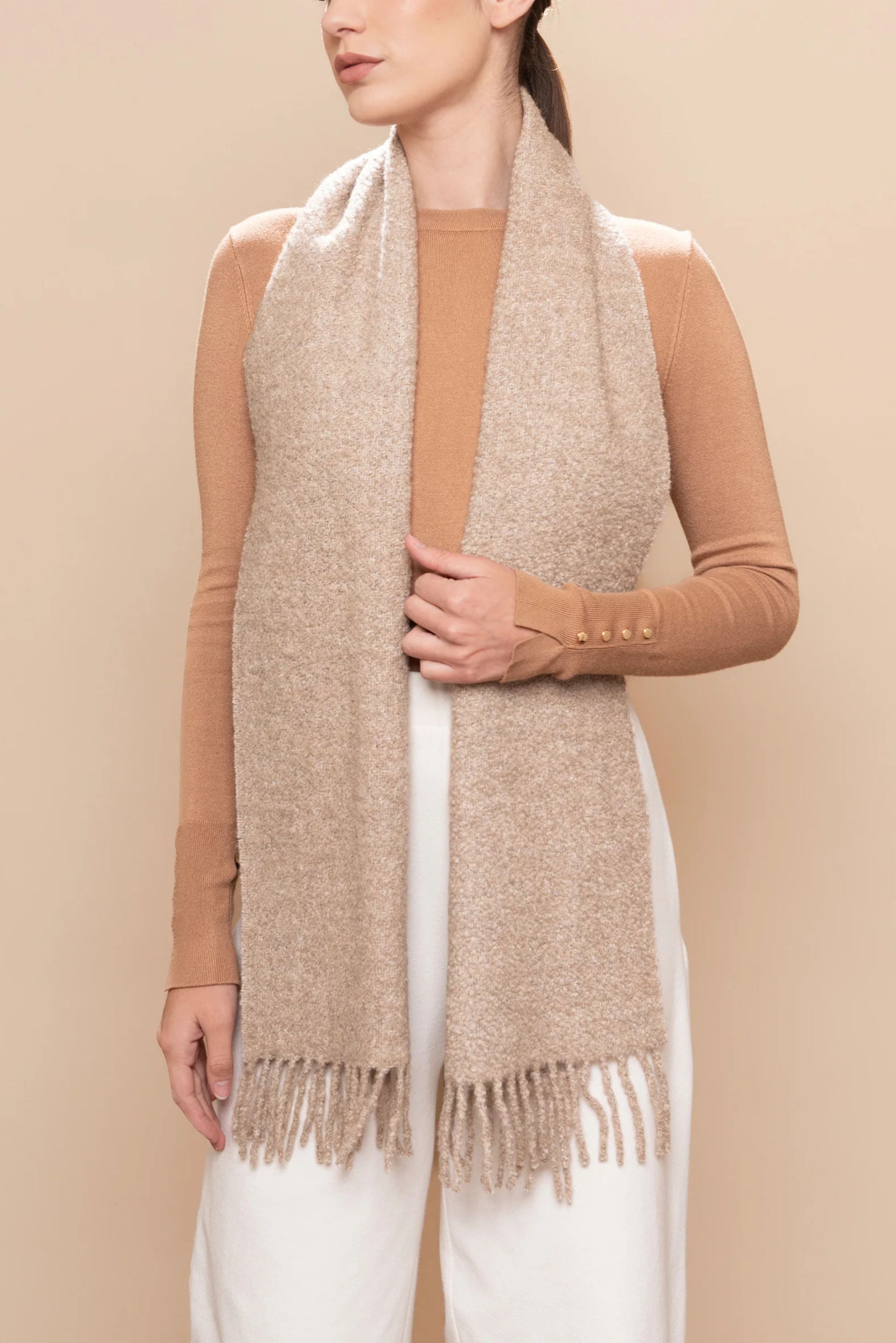 THE UNDYED BOUCLE SCARF - ANDEALPA
