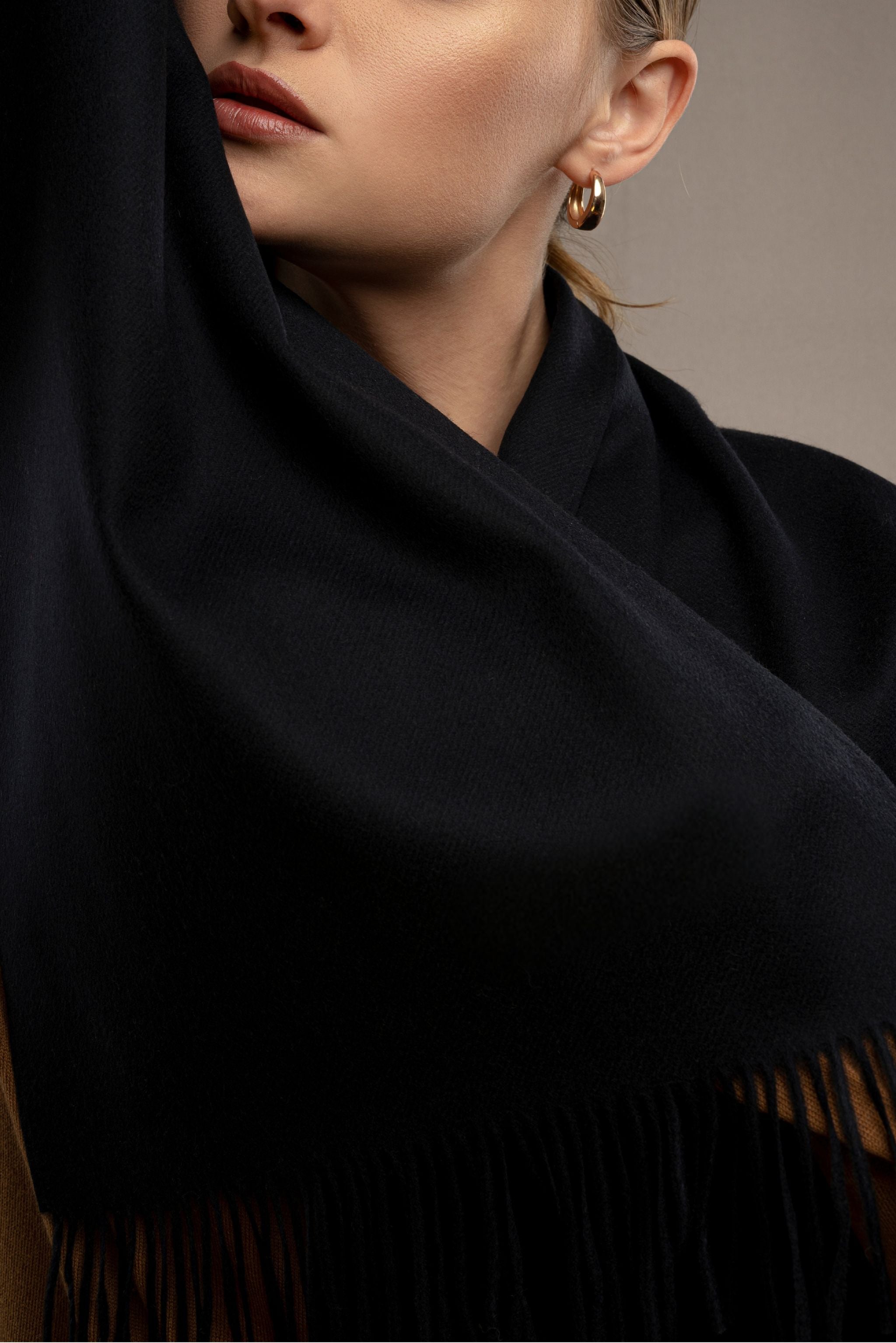 Vicuna ビクーニャ ストール 黒 Pure Vicuña Scarf | Rarest Natural Fiber | ANDEALPA